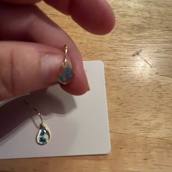 Elegant Teardrop Earrings Set. Two Pairs. - Picture 8 of 10